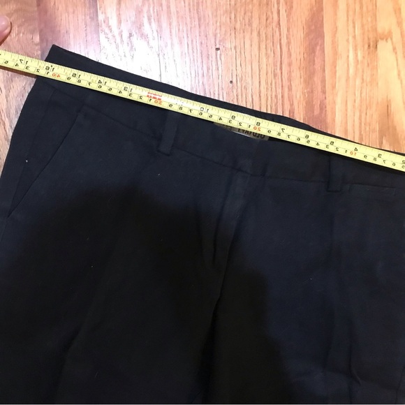 ▪️OLD NAVY Black Walking Shorts - Picture 9 of 10